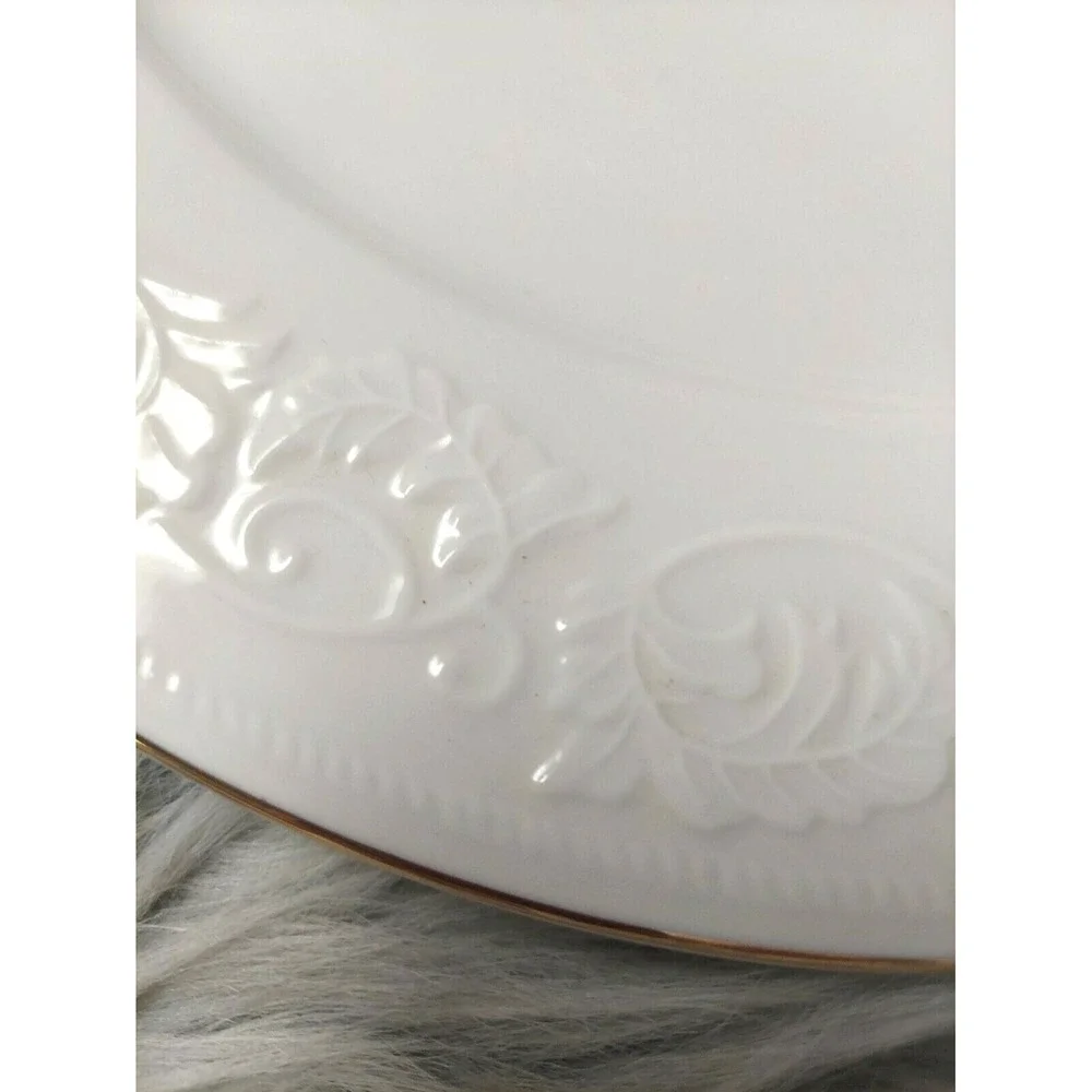 NEW Farberware‎ Calais Soup Salad Bowl White Embossed Rimmed Stoneware